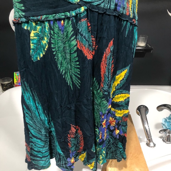 Tropical Patrons Of Peace Dress - Picture 5 of 8